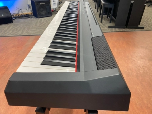 Yamaha P105 Black Digital Piano 4
